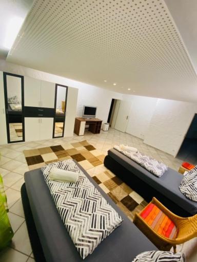 Apartment Souterrain Giss Postbauer-Heng